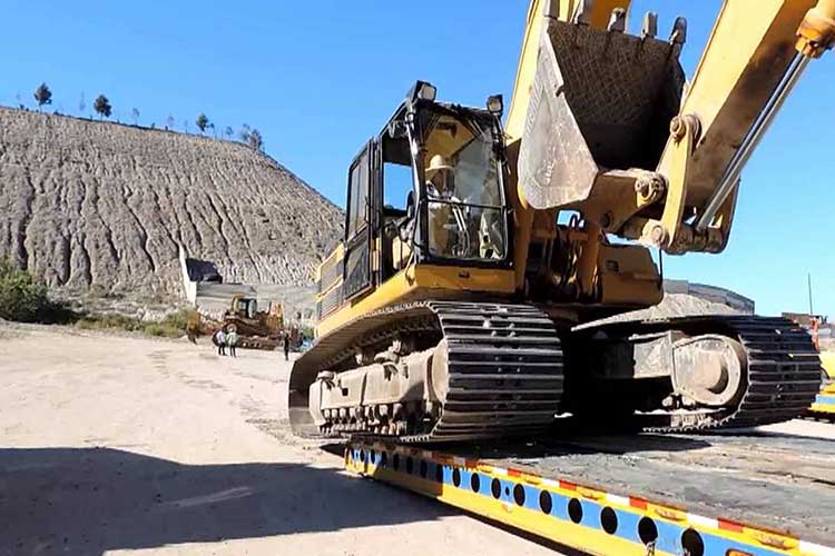 renta retroexcavadoras a domicilio